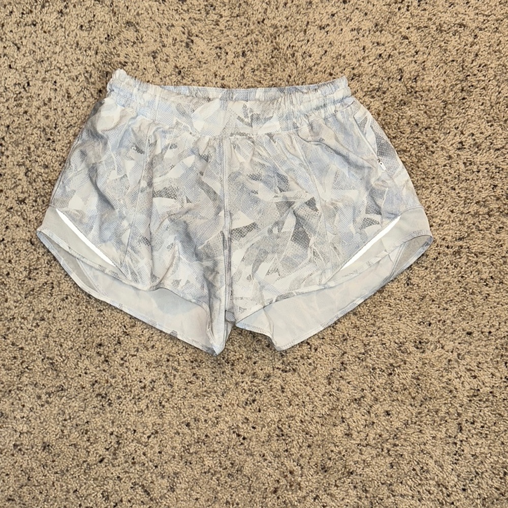 Lululemon Track That lined shorts (tall)